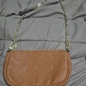 Brown Leather Chain Shoulder Bag